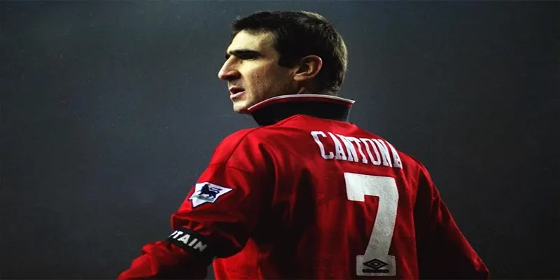 Eric Cantona: Huyền thoại phá vỡ mọi giới hạn bóng đá